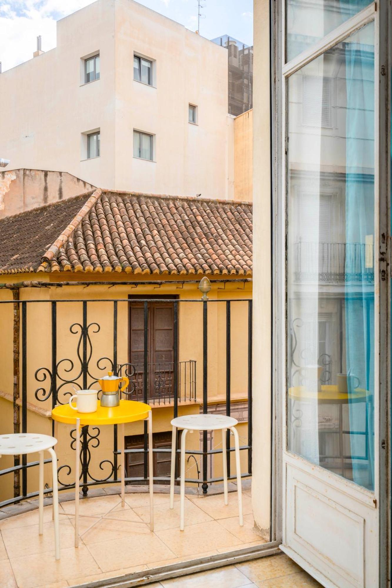 Vintage Flat Malaga Apartment Exterior photo